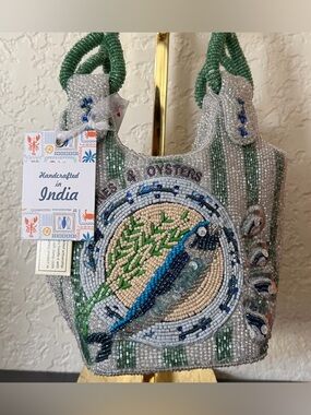 New Releas Sardines Oysters Beaded Bag Made in India TJ Maxx *slight bead wear*